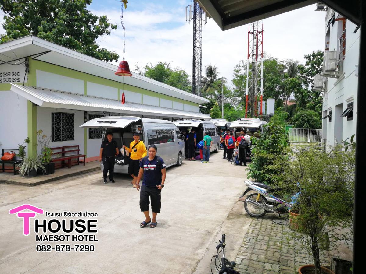 T. House Hotel Mae Sot Exterior photo